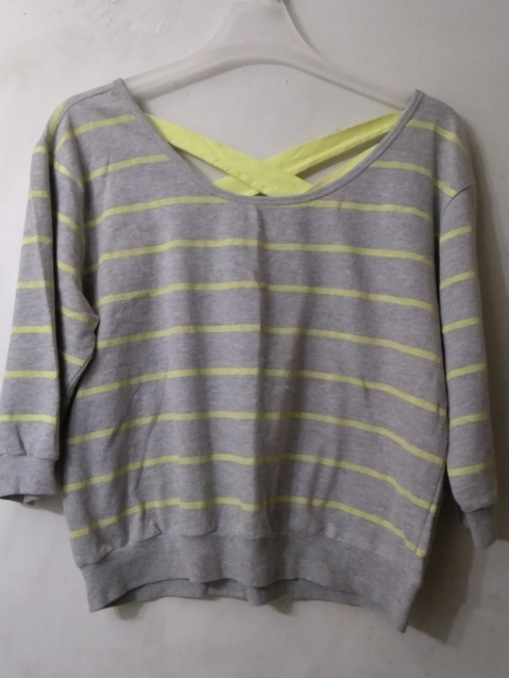 Rue 21 Women's Gray & Yellow Striped Sweater with Back Cross Detail Sz Medium